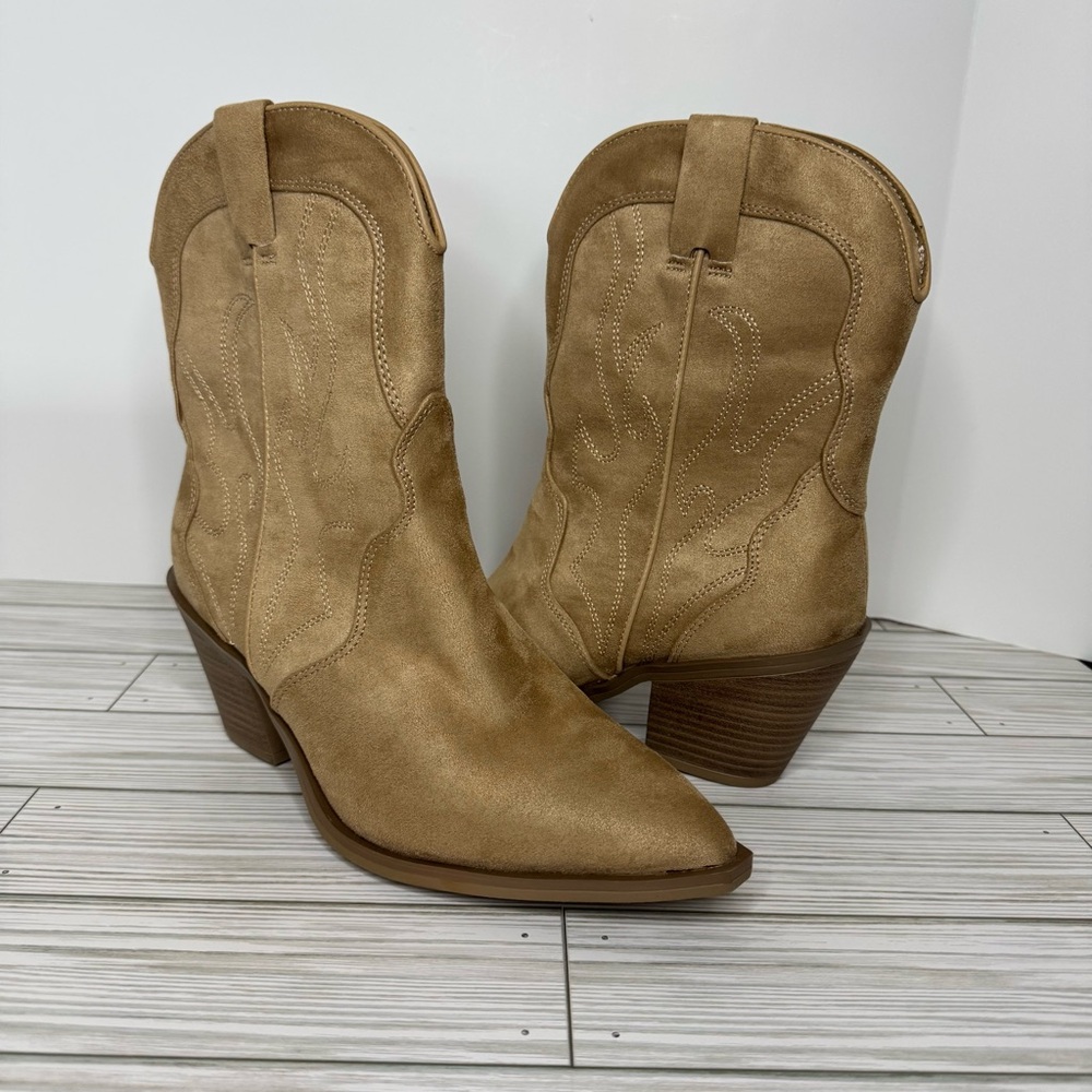 Women's Jacey Western Ankle Boots - Universal Thread Tan Sz 8